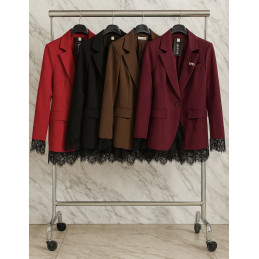 Marynarka ze wstawką koronkową