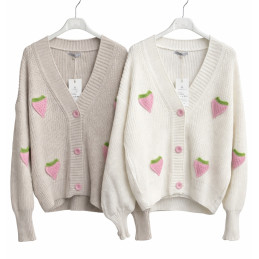 Sweterek 3D z truskawkami