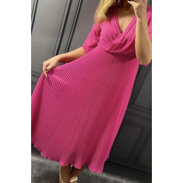 Sukienka plisowana na dole...