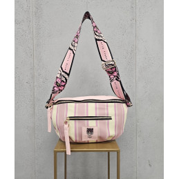 Nerka Ego wild flower w...